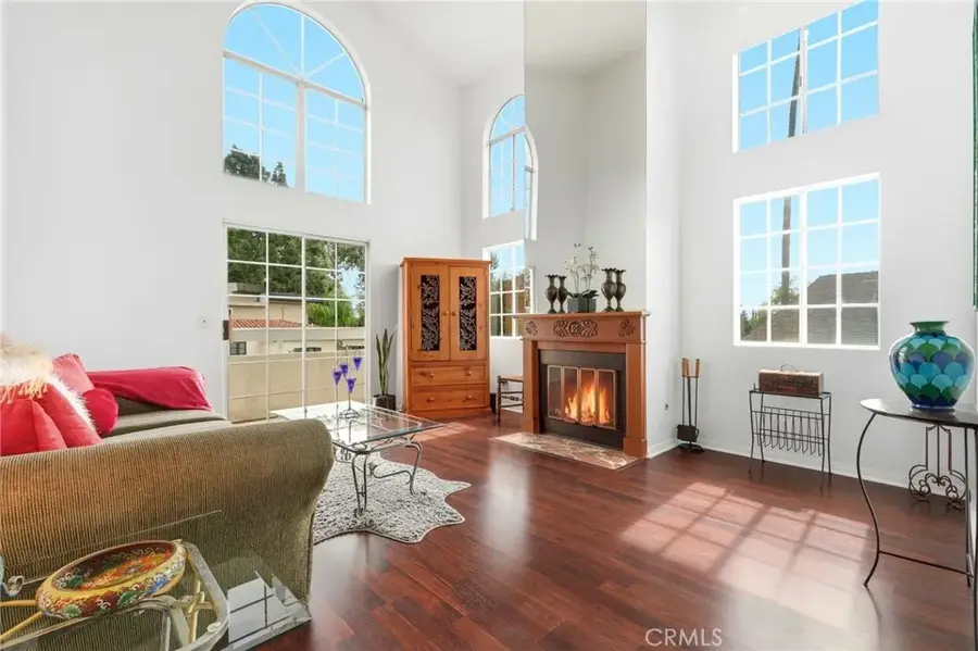 871 S Lucerne #2, Los Angeles, CA 90005 - #3