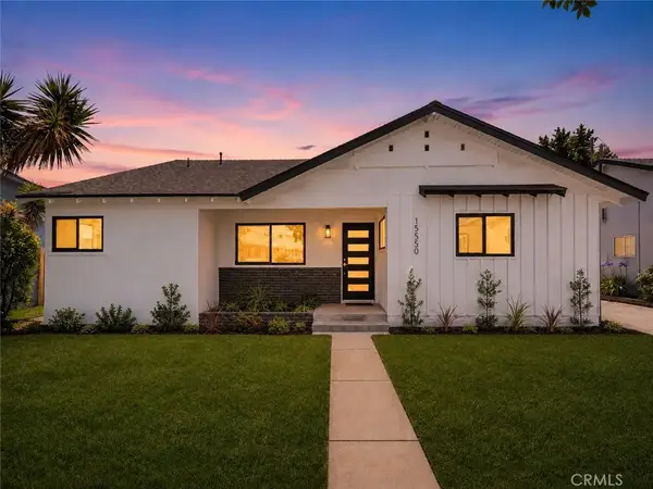 15550 Otsego Street, Encino, CA 91436