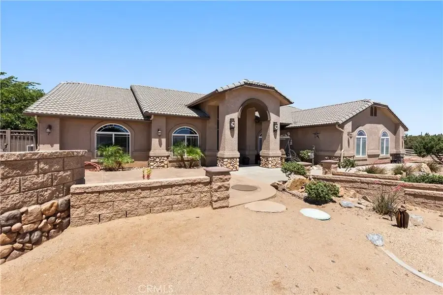 8079 Mira Mar Road, Phelan, CA 92371 - #3