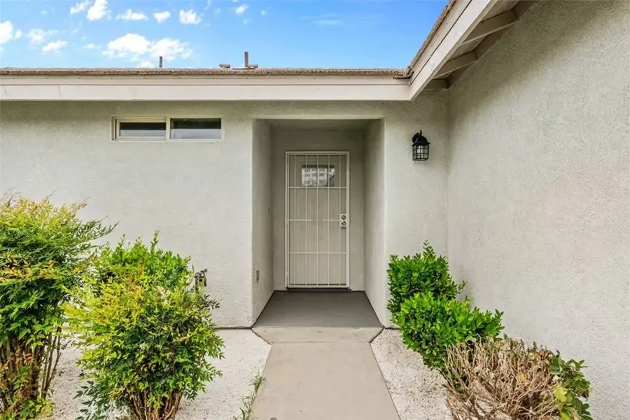 2904 Colima, San Bernardino, CA 92407 - #2