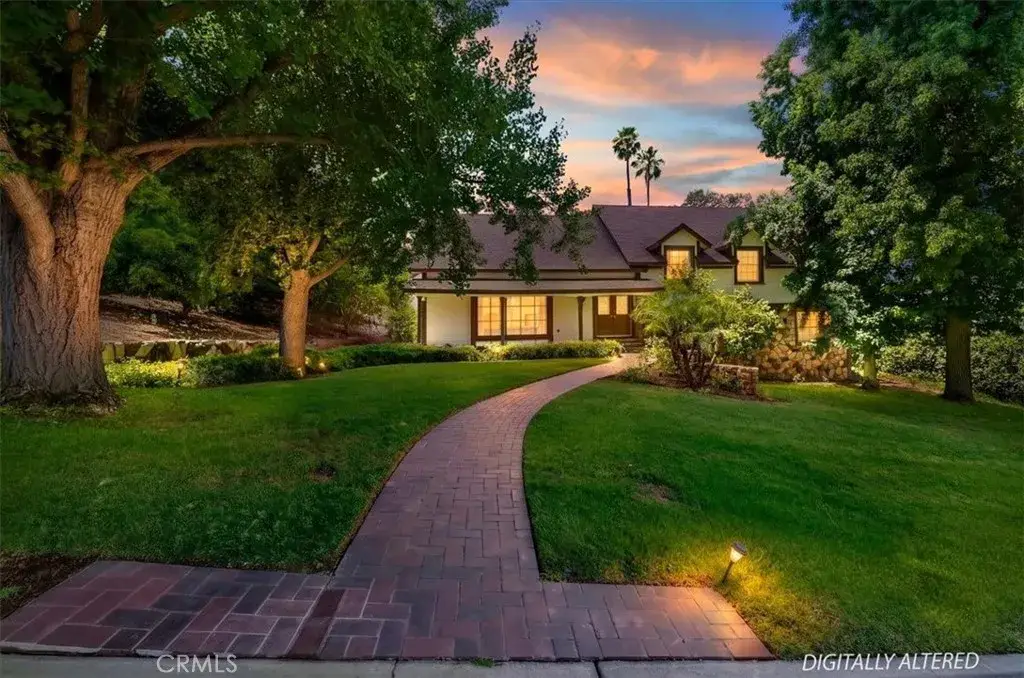 2154 Gainsborough, Riverside, CA 92506 - #1