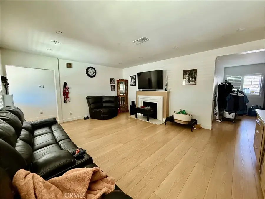 2701 W 84th Street, Inglewood, CA 90305 - #3
