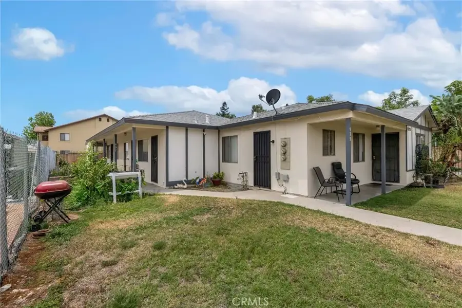 595 W Shamrock Street, Rialto, CA 92376 - #3