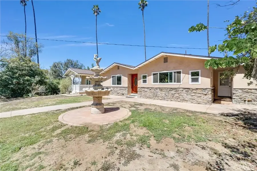 1505 Gratton Street, Riverside, CA 92504 - #2