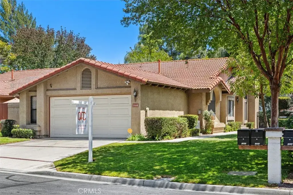 1664 Via Estrella, Pomona, CA 91768 - #1