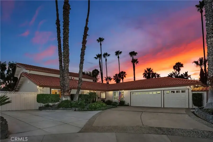 6125 Clarendon Court, Riverside, CA 92506 - #2