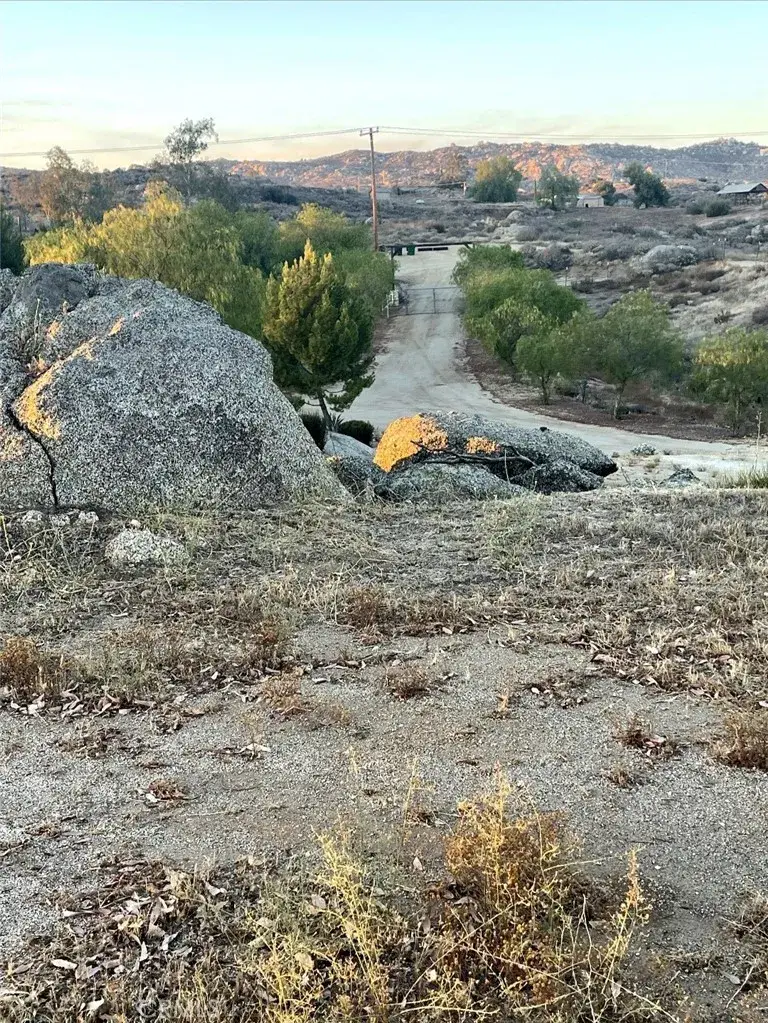 21861 Horseshoe, Nuevo, CA 92567 - #3