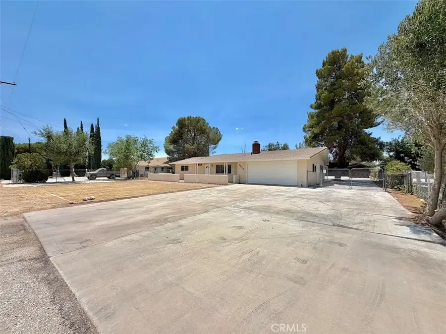 8938 Evergreen, Hesperia, CA 92345 - #2