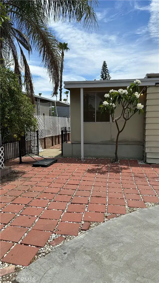1025 S Riverside #21, Rialto, CA 92376 - #2