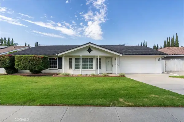 415 E Kendall Street, Corona, CA 92879