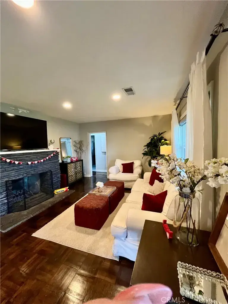 3517 N Mills Avenue, Claremont, CA 91711 - #3