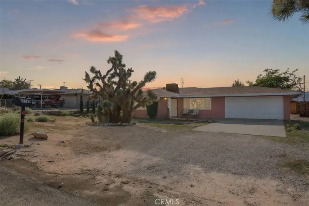 7590 Aster Avenue, Yucca Valley, CA 92284 - #1