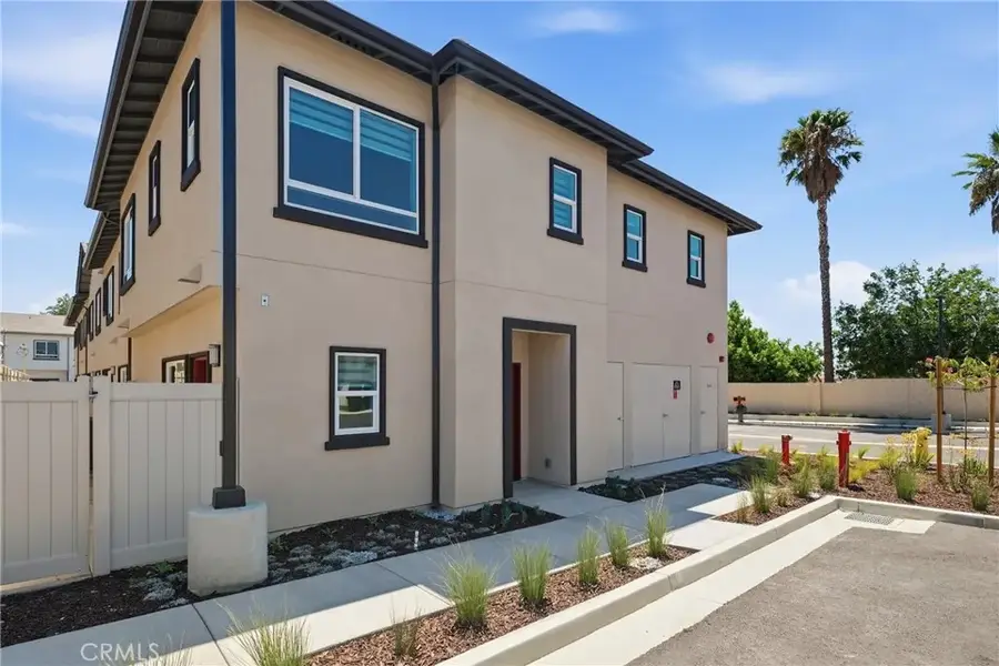 8181 Amerena Way, Fontana, CA 92335 - #2