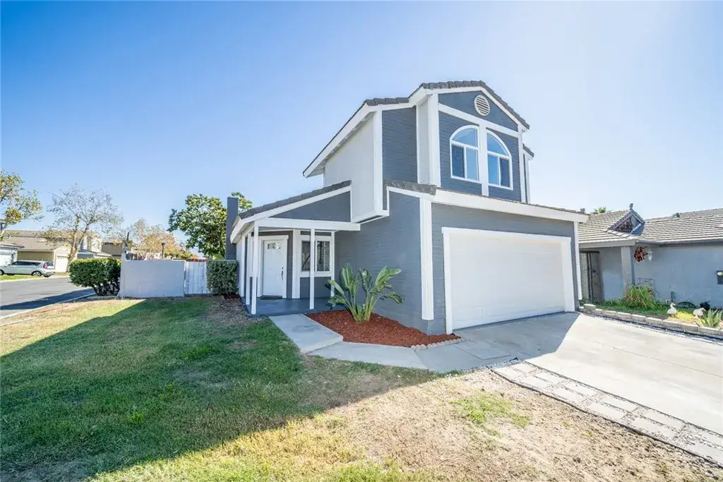 827 S Tamarisk Avenue, Rialto, CA 92376 - #1