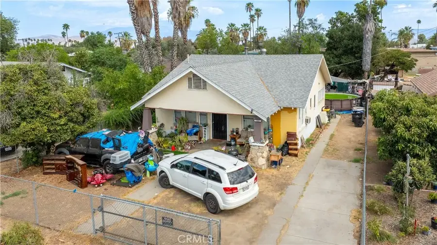 1809 7th St, Riverside, CA 92507 - #2