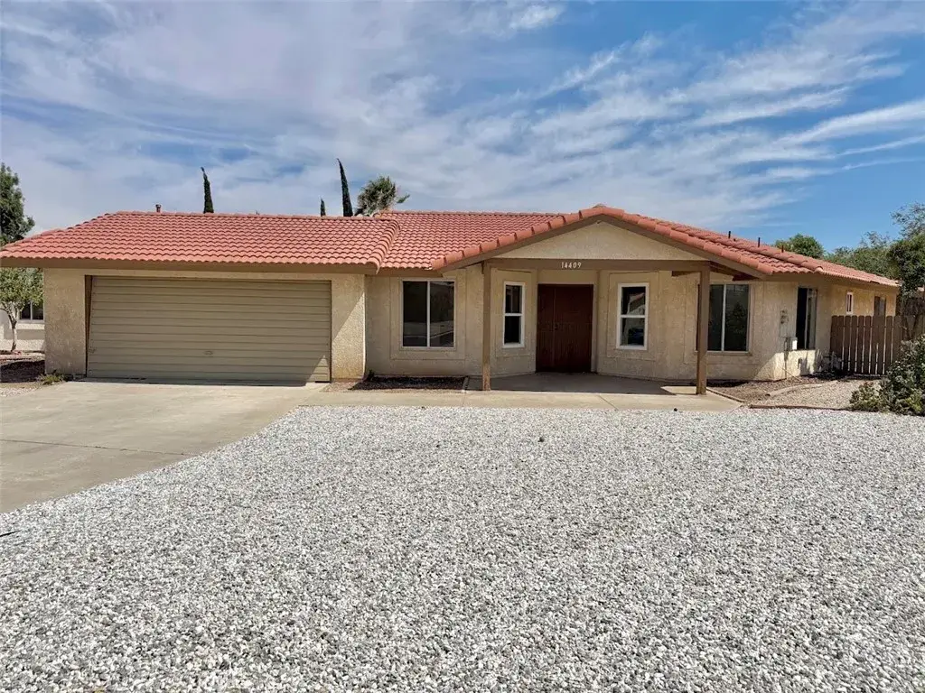 14409 Riverside, Hesperia, CA 92345 - #1