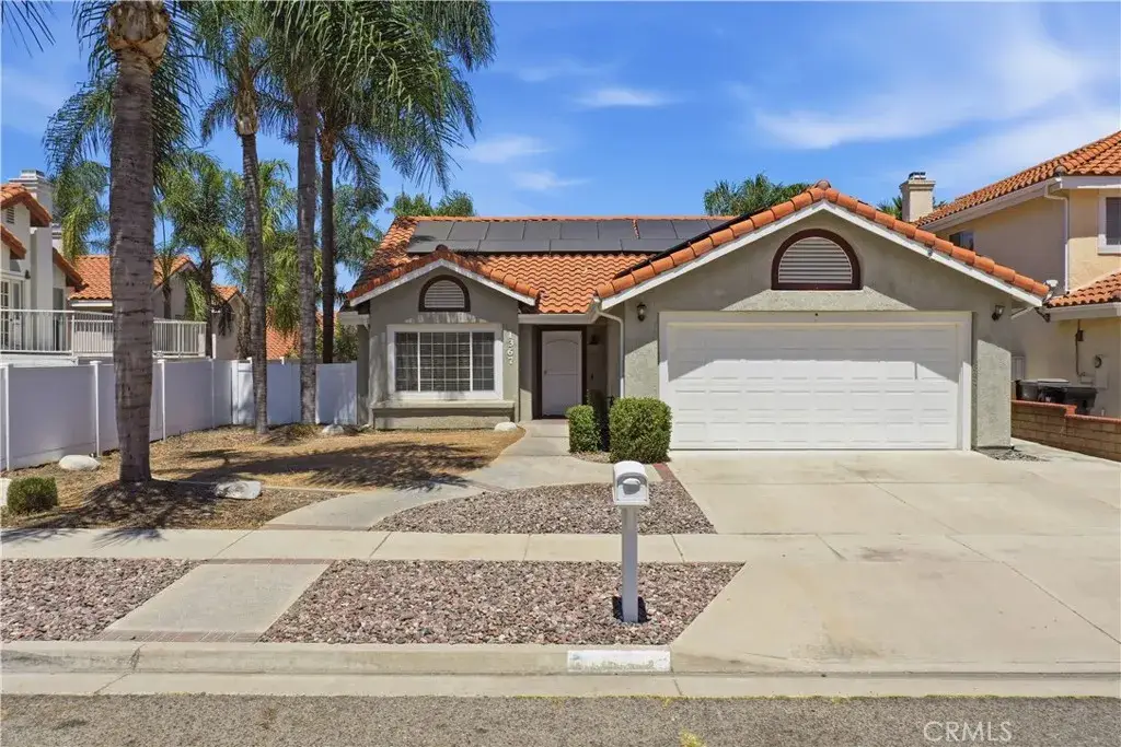 1367 Pajero, Corona, CA 92882 - #1