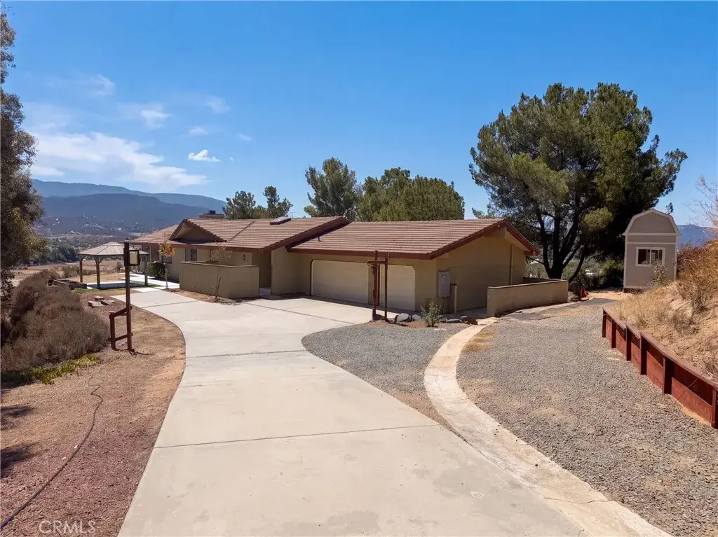 35095 Via Cerro, Temecula, CA 92592 - #1