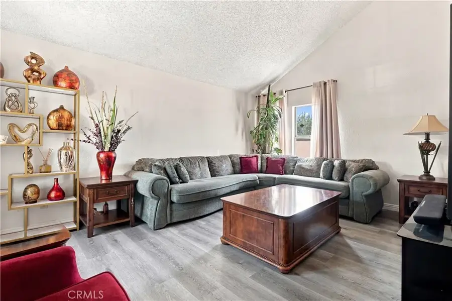 737 E Jackson, Rialto, CA 92376 - #2