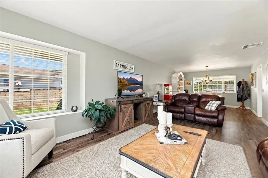11518 Range View, Mira Loma, CA 91752 - #3