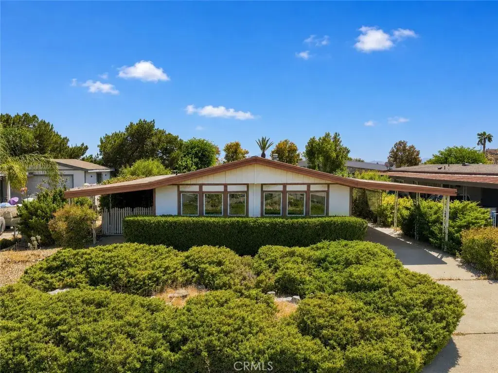 661 Roadrunner, Perris, CA 92570 - #1