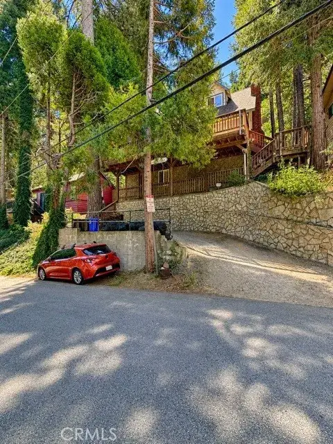 23697 Bowl, Crestline, CA 92325