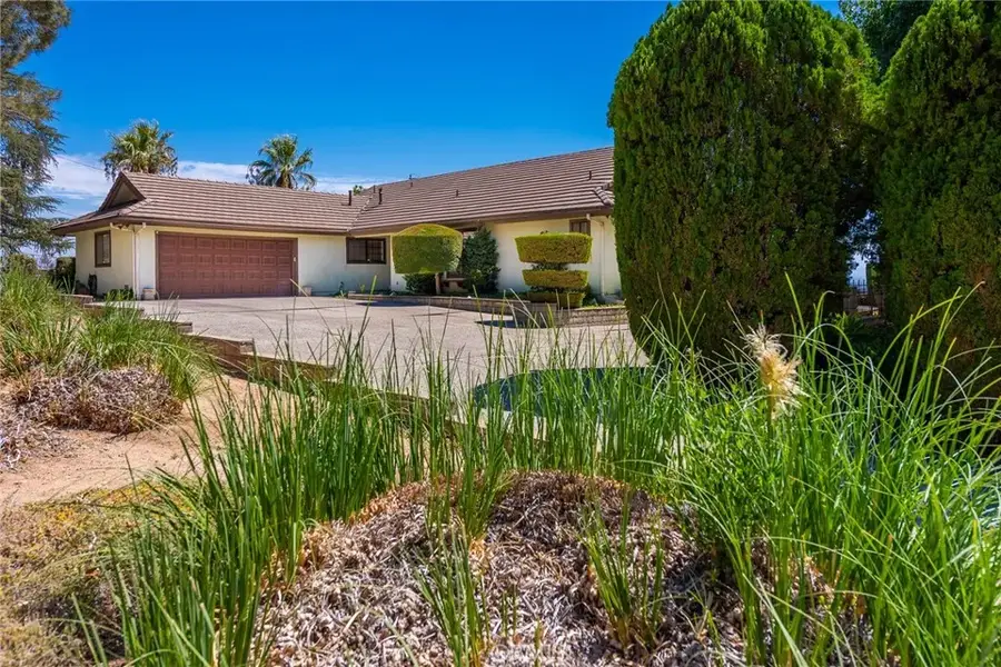 5305 Park Ln, San Bernardino, CA 92404 - #3