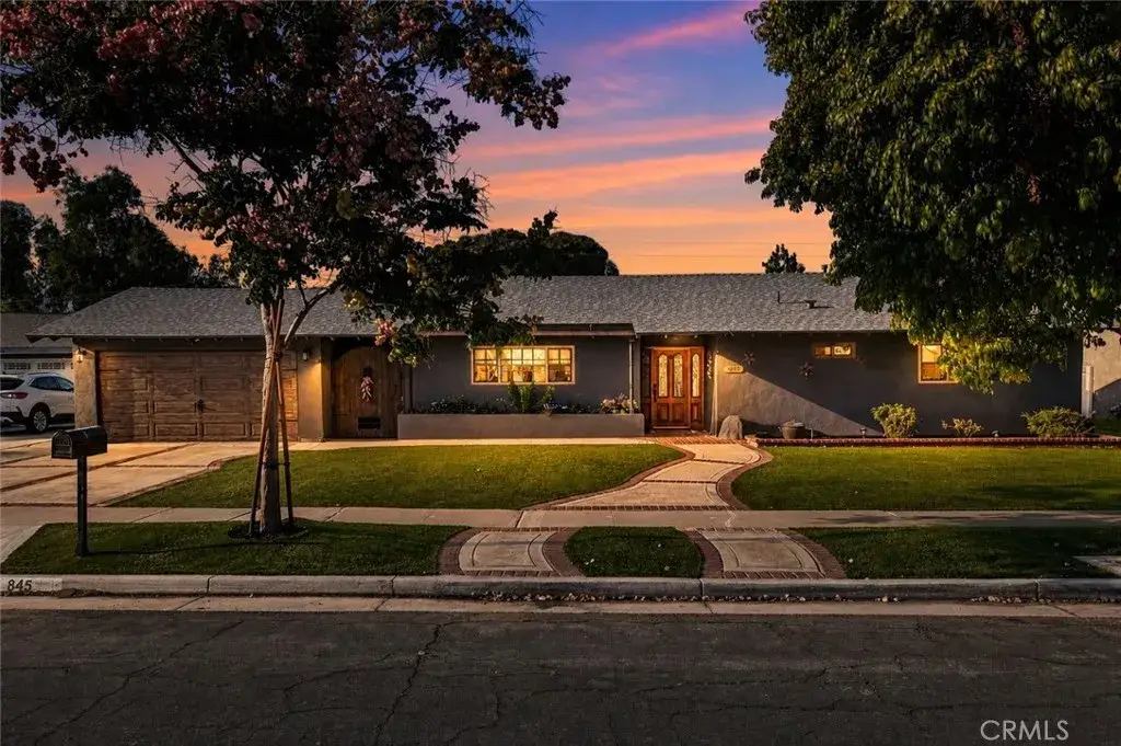 845 W Hacienda, Corona, CA 92882 - #1