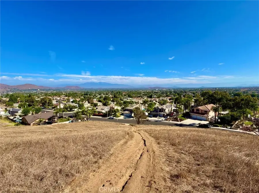 2986 Everwood, Riverside, CA 92503 - #2