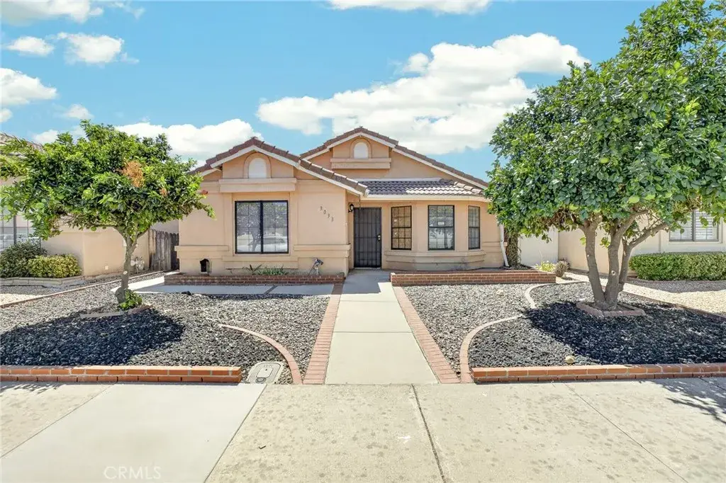 3033 W Fruitvale, Hemet, CA 92545 - #1