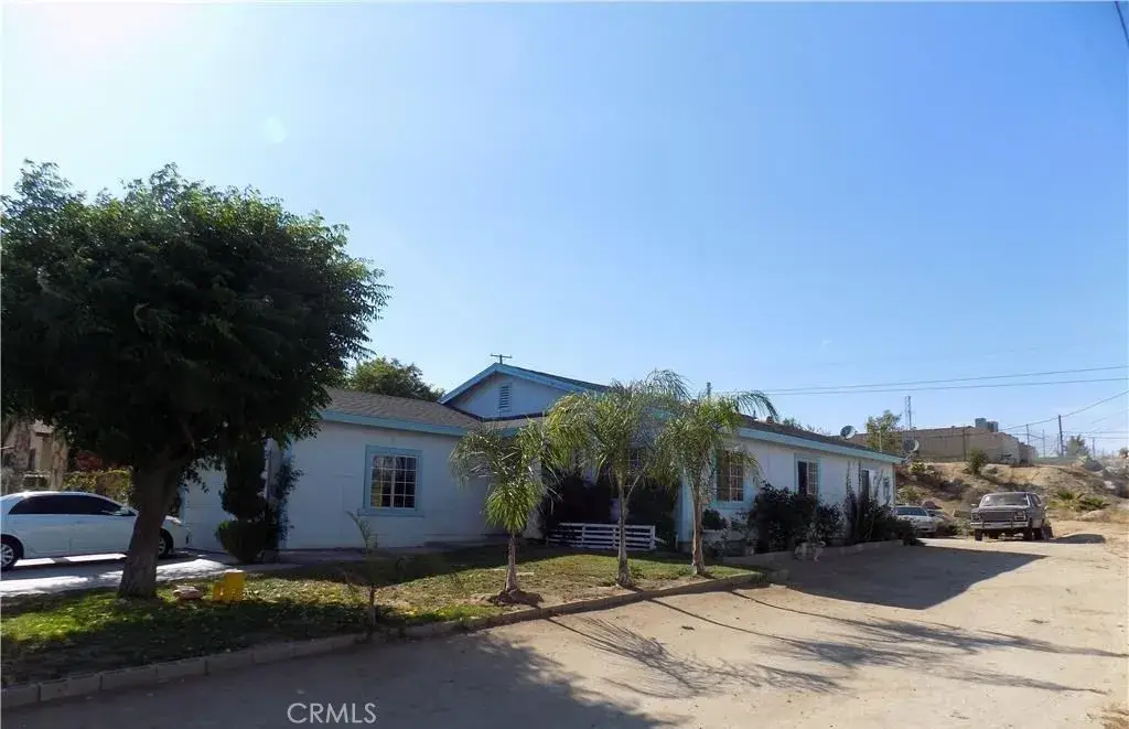 232 1 St, Perris, CA 92570 - #1