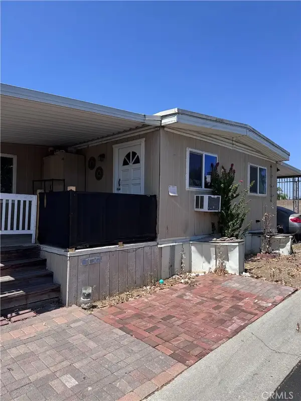 1025 Riverside #54, Rialto, CA 92376