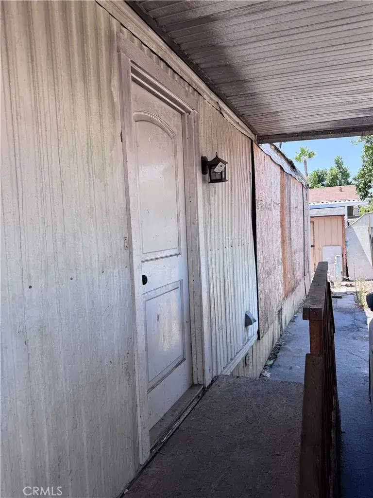 1025 Riverside #54, Rialto, CA 92376 - #2