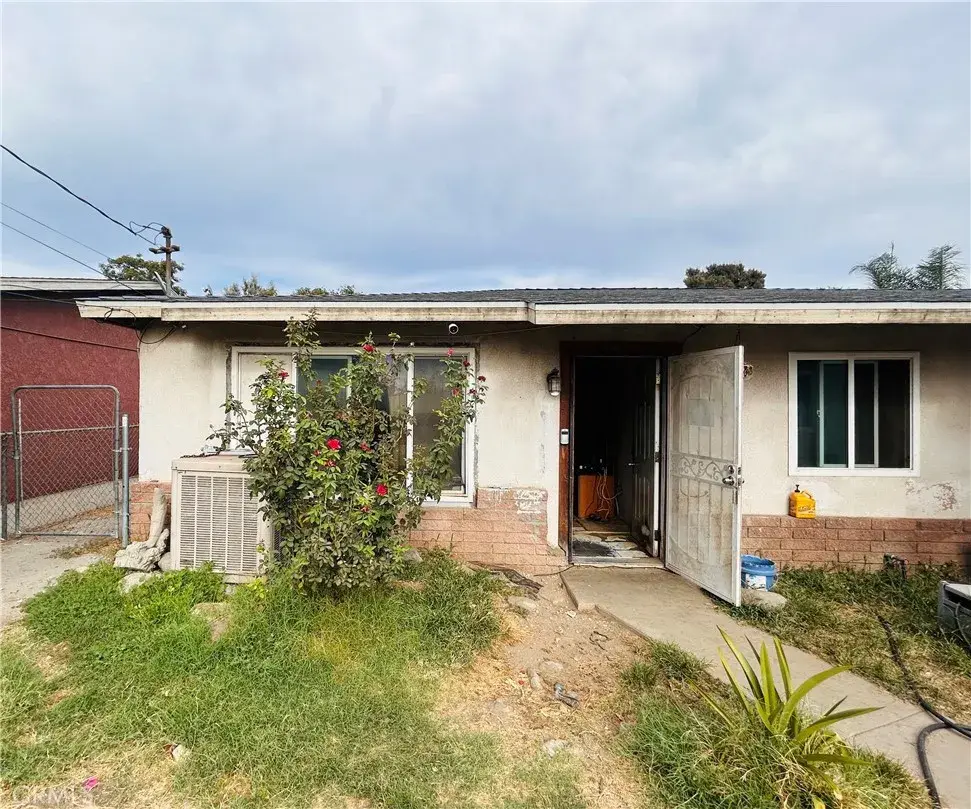 8671 Redwood, Fontana, CA 92335 - #1