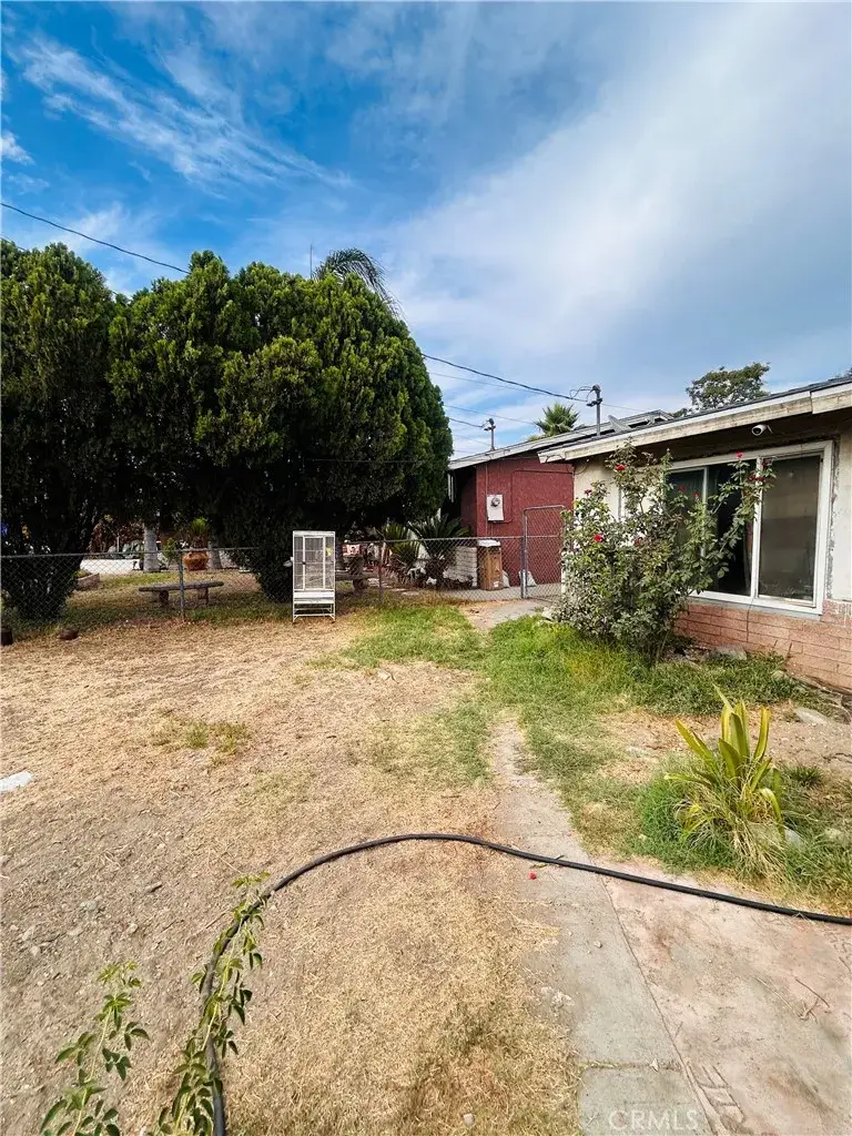 8671 Redwood, Fontana, CA 92335 - #3