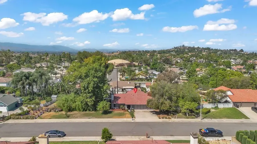6319 Westview, Riverside, CA 92506 - #2
