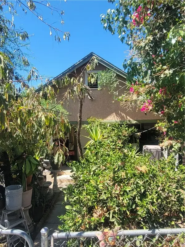 7190 Vine, Highland, CA 92346