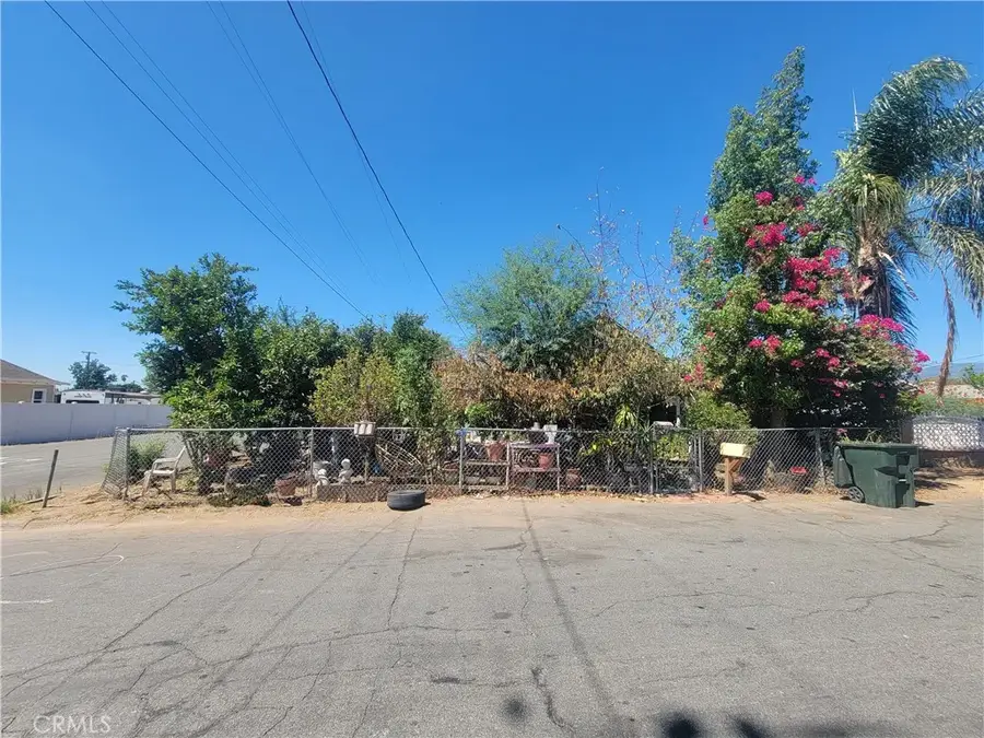 7190 Vine, Highland, CA 92346 - #3