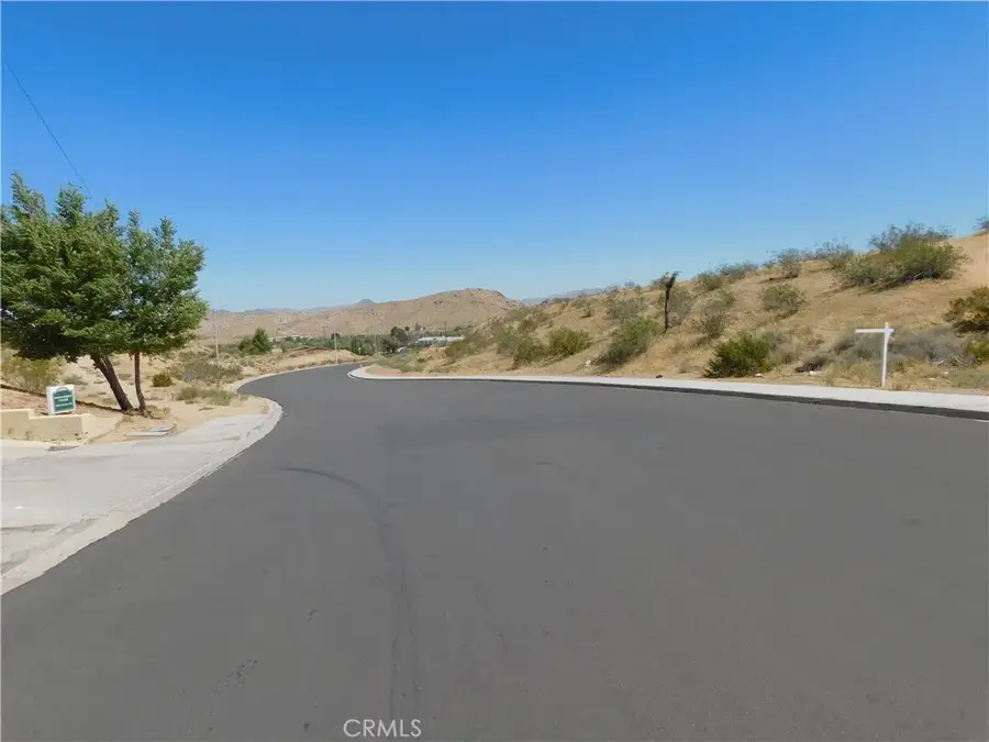 16519 Avalon, Victorville, CA 92395 - #2