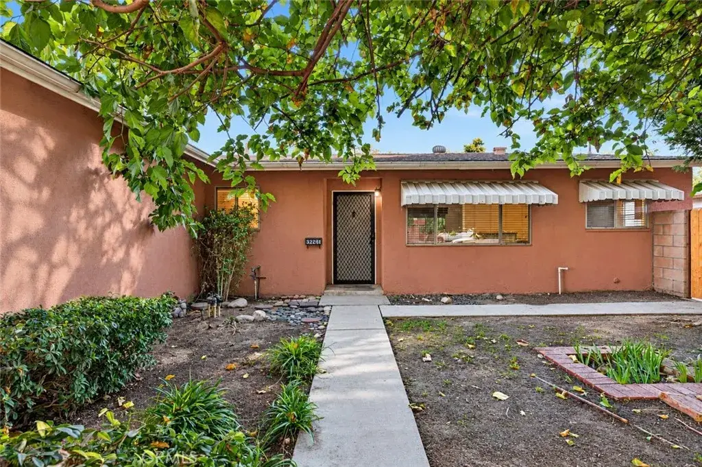3261 Wallingham Drive, Riverside, CA 92503 - #1