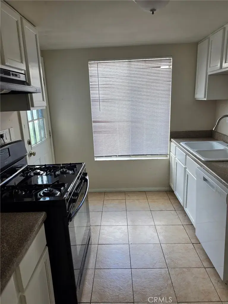 1565 Coulston Street, San Bernardino, CA 92408 - #3
