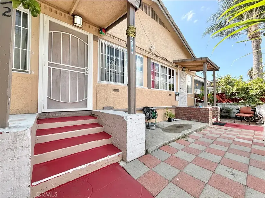 218 E 60th Street, Los Angeles, CA 90003 - #2