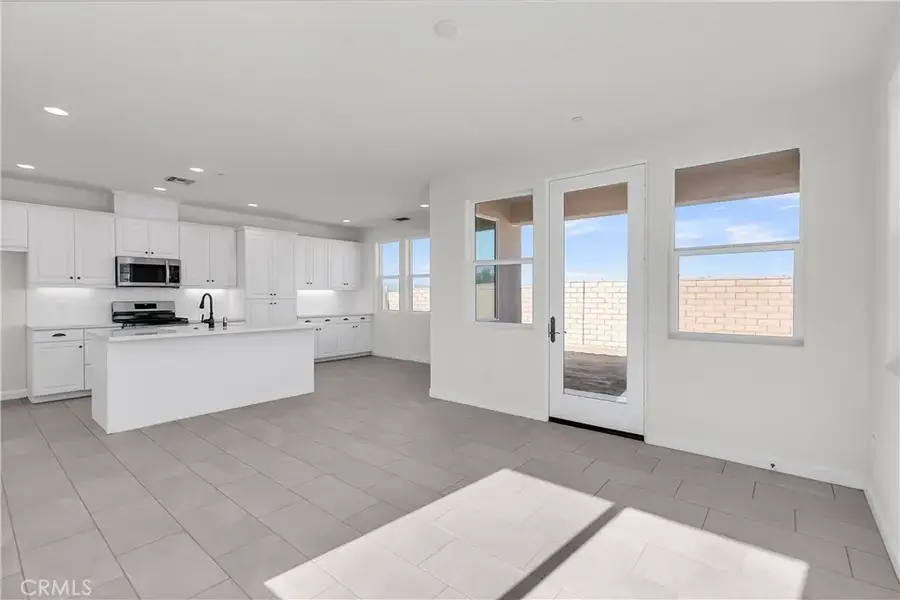 56675 Clubhouse, Yucca Valley, CA 92284 - #2