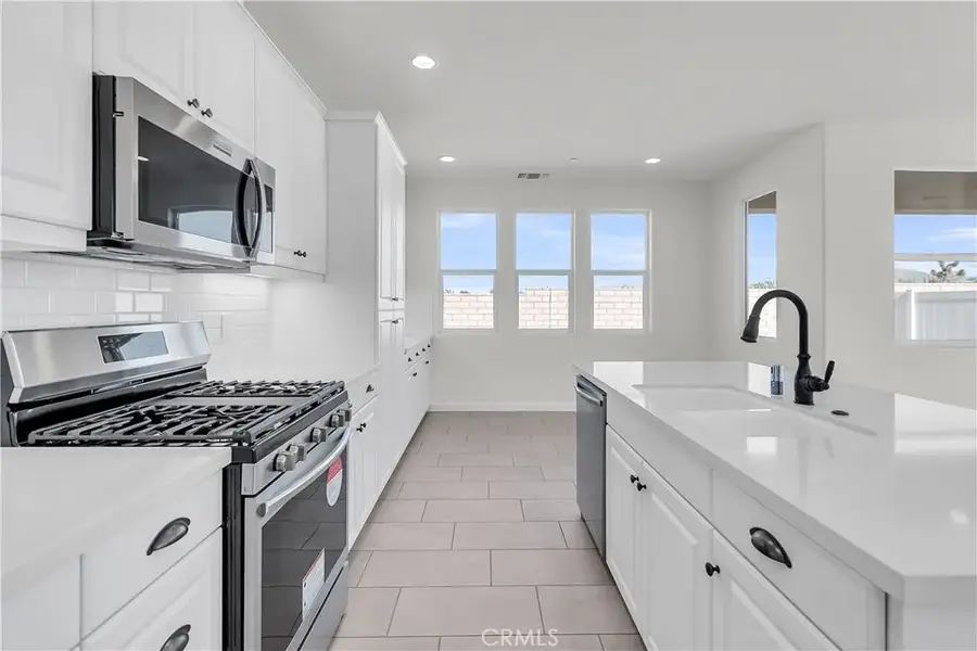56675 Clubhouse, Yucca Valley, CA 92284 - #3