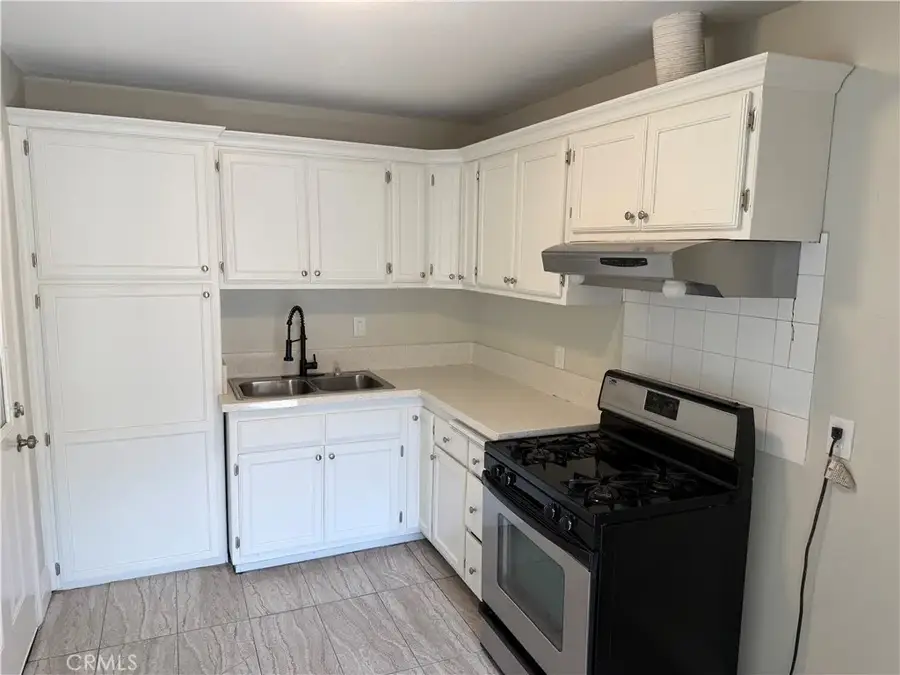 17787 Ivy, Fontana, CA 92335 - #2