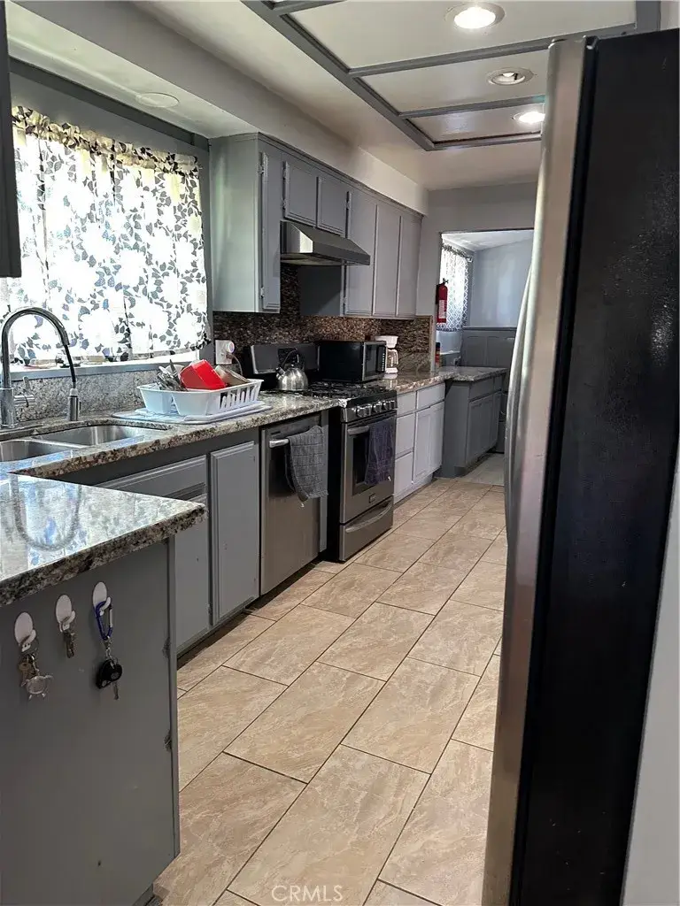 858 N Benson, Ontario, CA 91762 - #3