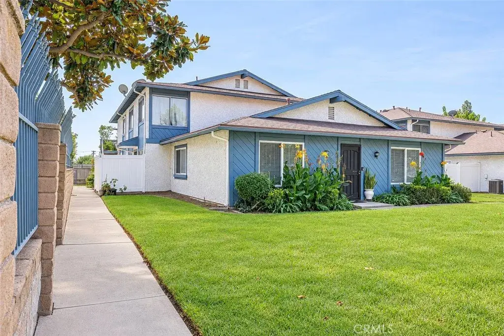 866 W 13th #2, Azusa, CA 91702 - #1