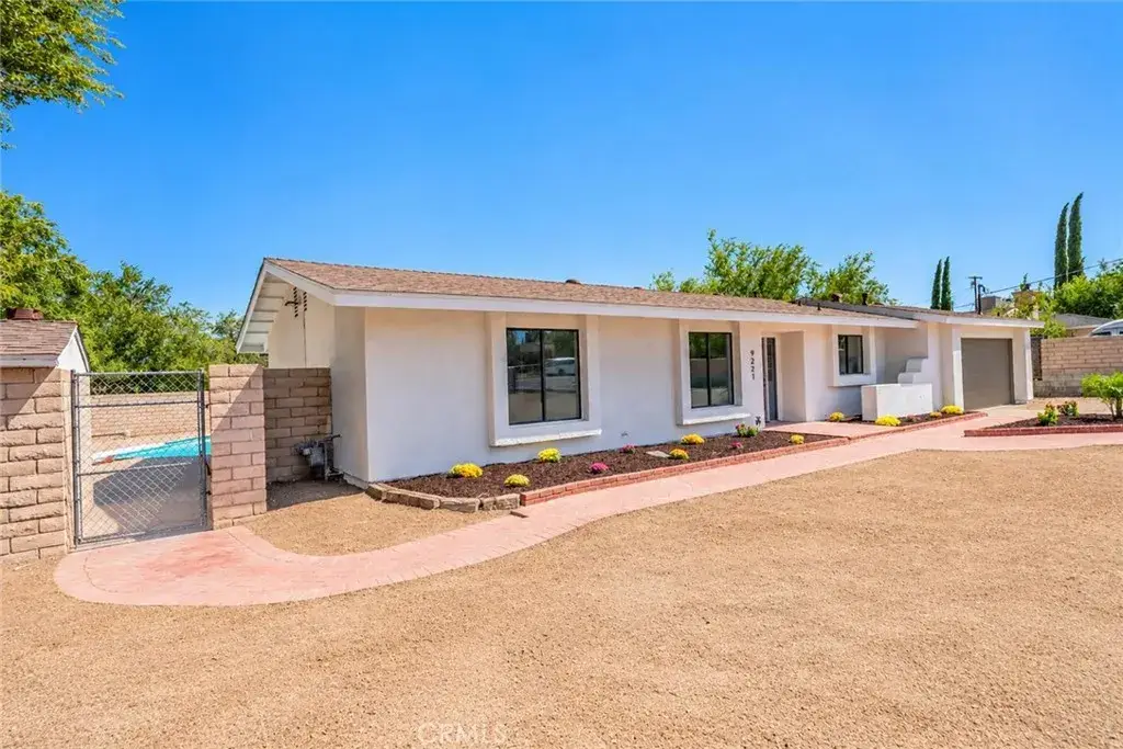 9221 Jacaranda, Hesperia, CA 92345 - #1