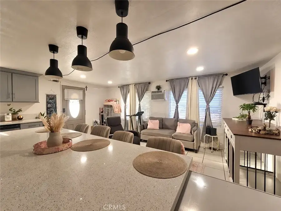 637 Brooks St #46, Ontario, CA 91762 - #3