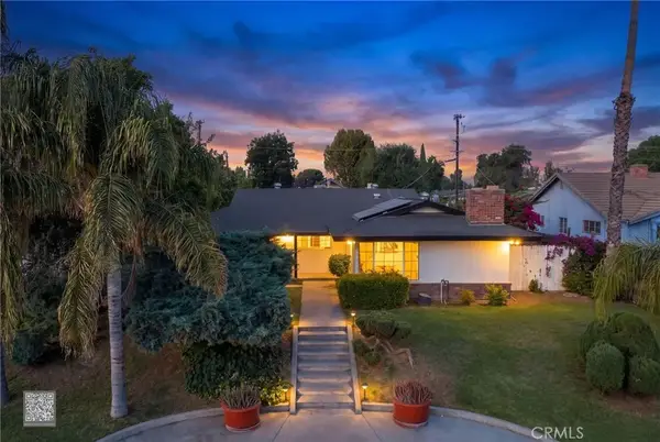 421 421 Brookhaven Dr, Bakersfield, CA 93304